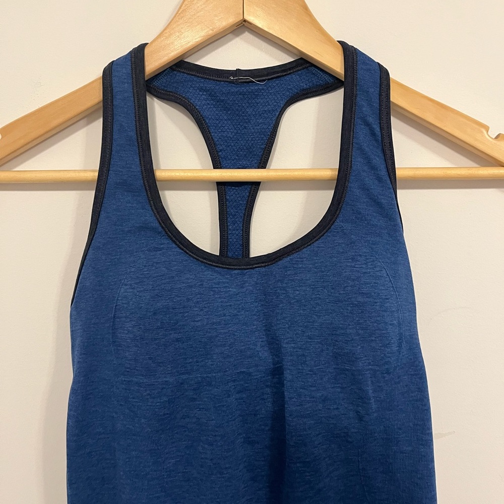 Lululemon Ebb & Flow Racerback Tank  Heathered Rugged Blue/Heathered Inkwell 6 - Picture 11 of 16